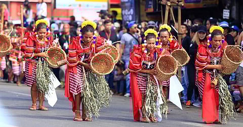 Digital Nomad making tourists stay longer