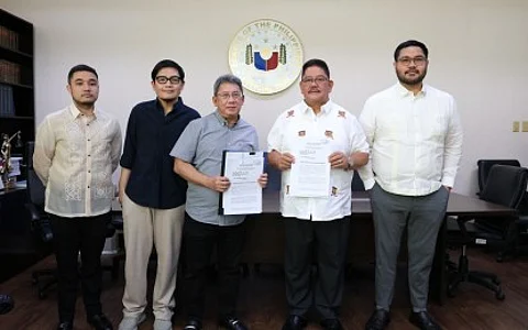 House prosecutors seek Senate summons for Sara