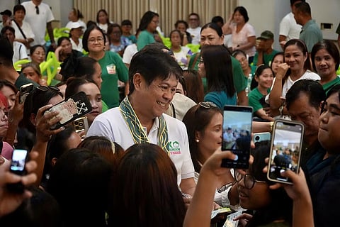 (FILE PHOTO) SENATORIAL candidate Kiko Pangilinan connects with his supporters in Nueva Ecija.