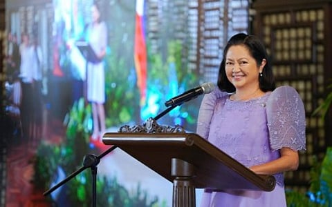 Liza hosts women diplomats