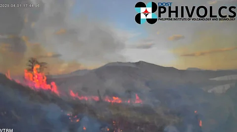 Grassfire hits Taal Volcano Island