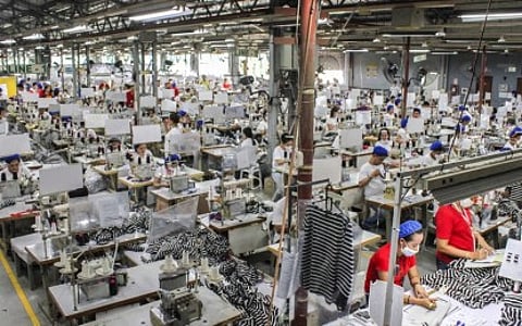 Factory output ends 18-mo. growth streak