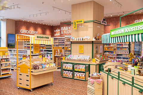 Designed by the internationally acclaimed French design agency Stories, this innovative space combines elegance and functionality, making your path to health and wellness enjoyable.