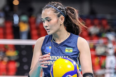 Bella Belen and the NU Lady Bulldogs move a win away from clinching a Final Four berth following their 25-8, 25-22, 25-12 win over the UE Lady Red Warriors in Season 87 UAAP women’s volleyball tournament.
