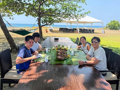 THE First Couple mark their celebration at Suba Beach in Ilocos Norte with a humble yet heartfelt boodle fight — seafood and vegetables laid out on banana leaves, eaten kamayan-style and shared with loved ones under the sun.