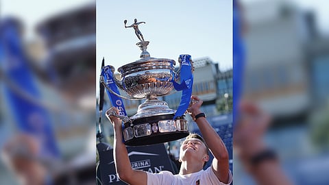 HOLGER Rune lifts the Barcelona Open title after posting a 7-6 (8/6), 6-2 win over Carlos Alcaraz in the final of the men’s singles event.