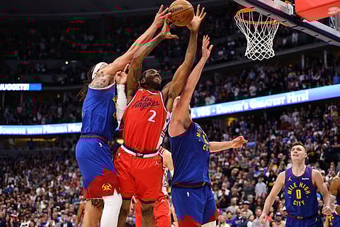 Kawhi Leonard drops 39 points to lift the Los Angeles Clippers to a 105-102 win over the Denver Nuggets in Game 2 of their NBA Western Conference playoffs.