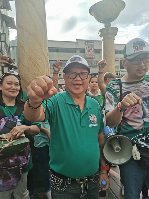 Ranque during return Duterte rally.