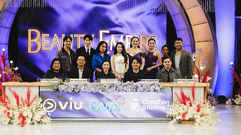 The cast of ‘Beauty Empire’ with executives from GMA Network, Viu Philippines and CreaZion Studios.