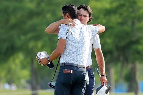 Kevin Velo (right) and Isaiah Salinda display impressive performance, posting a one-stroke lead in the second round of the PGA Zurich Classic.