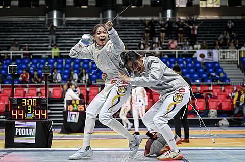 UST knocks UAAP crown off UE’s head