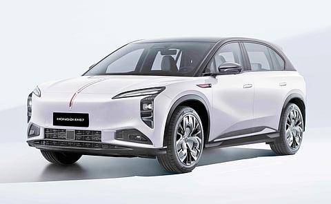 The all-electric Hongqi E-HS7 debuts in the Philippines with bold styling and a sleek new design direction.