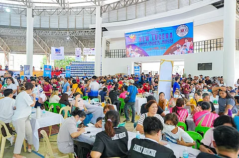 The First Lady’s Corner: 1,500 Iloilo folk receive med services