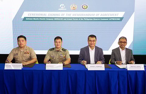 Meralco will form a military reservist unit as part of its agreement with the Armed Forces of the Philippines (AFP) to strengthen the country’s emergency preparedness and disaster response. Seen in the photo are (from L-R) AFP Reserve Command Acting Group Commander Capt. Adrian V. Arugay, AFP Reserve Command Commander BGen. Ferdinand Geminic P. Ramirez, Meralco EVP and COO Ronnie L. Aperocho, and Meralco FVP and Head of Networks Froilan J. Savet.
