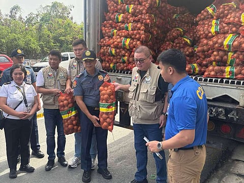 P4.1-M smuggled white onions seized in Pampanga