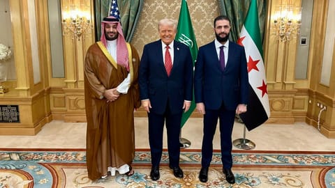 Trump pulls surprise
in Riyadh by lifting Syria sanctions