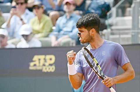 CARLOS Alcaraz sends a strong statement, posting a 6-4, 6-4 win over Jack Draper to advance to the semifinals of the Italian Open.