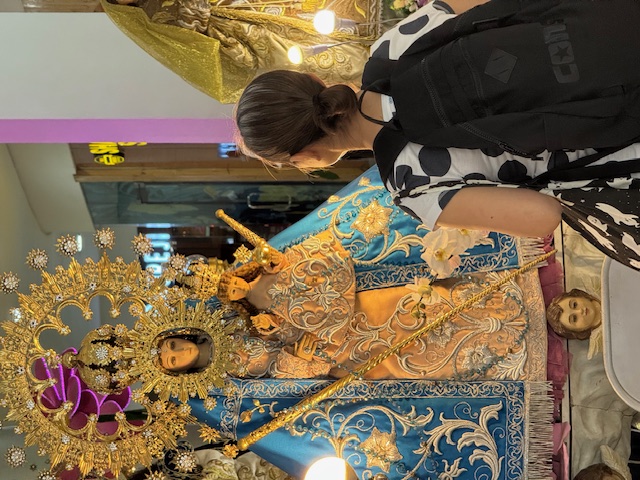 A floral tribute to the Queen of Heaven: Marian exhibit blooms at Ali Mall