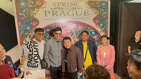BORRACHO Films brings a romantic comedy to a new level intertwining love and diplomacy. In photo (center) is renowned lawyer and executive producer, Atty. Ferdinand Topacio, during the press presentation.