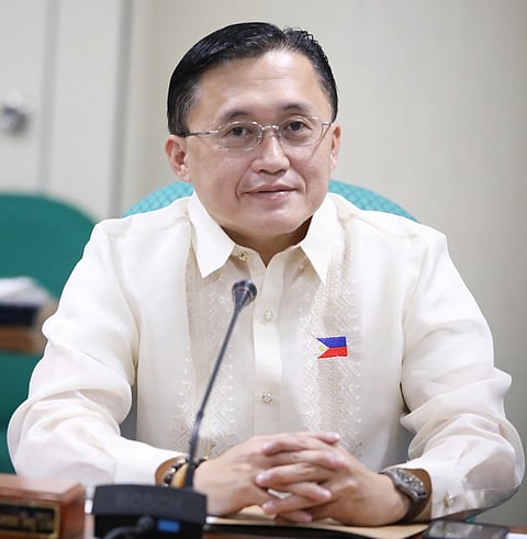 Kuya Bong urges swift UHC bill amendments