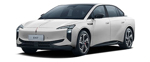 THE Hongqi EH7 blends electric power with refined design.
