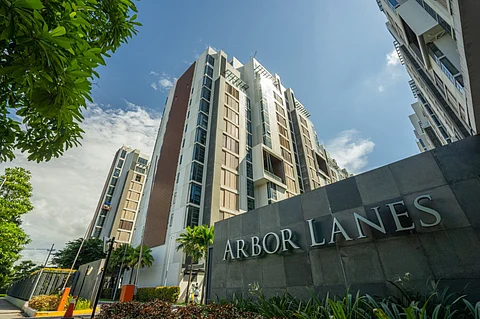 ARBOR Lanes by Ayala Land Premier offers upscale residences that blend nature and
architecture in the heart of Arca South.