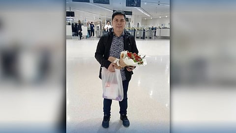 CAPTAIN Roybel Tabobo, who led the rescue of nine Filipino seafarers from the sunken MSC Elsa 3 off India, is welcomed by Philippine authorities upon his return.