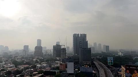 Even as the economy maintained a decent growth of 5.4 percent in the first quarter reflected in the rising metro structures, darkness pervades in terms of government support as allocations for health and housing fall short of addressing pressing social needs.