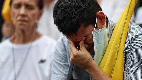 Colombian presidential candidate's condition ‘grave’ after assassination attempt