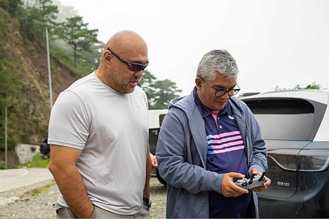 King Panda, alongside former COMELEC Commissioner Gregorio “Goyo” Larazabal, embarked on an extraordinary expedition: conquering the daunting mountain passes of Sagada
