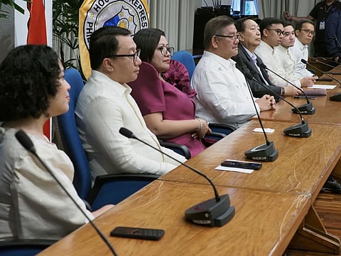 THE lawmakers in both houses of Congress lock heads over the impeachment raps against Vice President Sara Duterte-Carpio, after the senators in a vote of 18-5-0 tossed it in limbo.