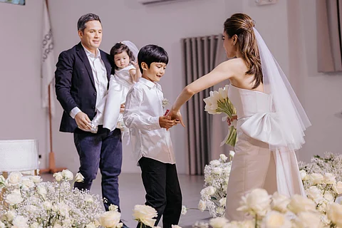 “SHARINGwith you some of the special moments in our 10th anniversary. It’s by God’s grace that we have a beautiful family… God bless everyone!” Toni said in a social media post.