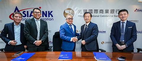 ASIALINK Finance Corporation President and CEO Sam Cariño, Asialink Group of Companies CEO Robert Jordan, Asialink Group of Companies Chairman Ruben Lugtu III, Mega International Commercial Bank Co. Ltd Vice President and General Manager Kuo Yao-Yu and Assistant Vice President Leo L.C. Chien signed documents for their P120 million financing agreement for Filipino small and medium enterprises.