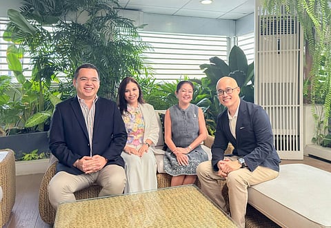 FIRST Lady Liza Araneta-Marcos meets with Kumu Philippine officials.