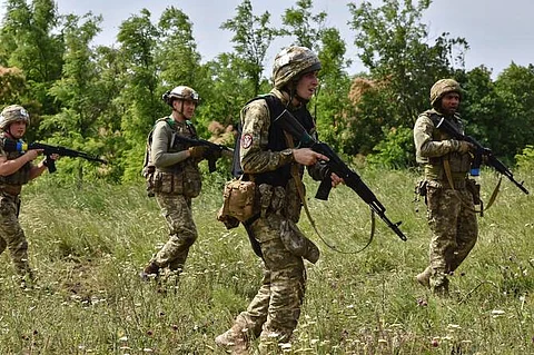 Ukrainian servicemen attend a military training in Zaporizhzhia region, Ukraine. (AP)