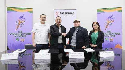 FROM left: International Association of Business Communicators Philippines chairman Joe Zaldarriaga, OMF president Jeffrey Tarayao, partner and co-founder of ComCo Mundo League of Enterprises Ferdinand Bondoy and IABC Philippines president Belle Tiongco during the formal signing of partnership between OMF and the lead organizers.