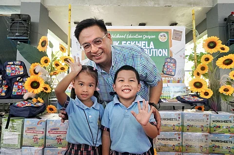 TINY tots, big dreams! Muntinlupa’s youngest learners gear up with free school supplies—because even future presidents and astronauts start with crayons and paper.