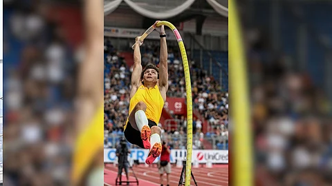 ARMAND Duplantis skies to an impressive 6.13-meter mark to clinch the gold medal in the Golden Spike meet in Ostrava, Czech Republic.