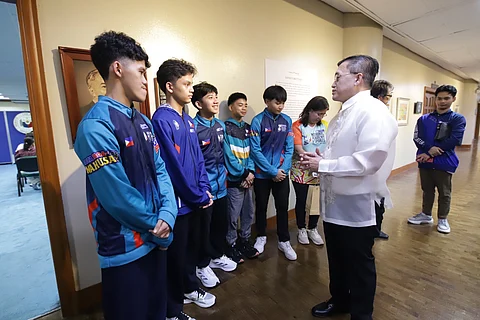 PANALO na, may honors pa!