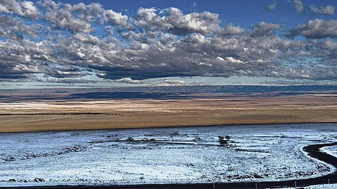 Snow cloaks world’s driest desert