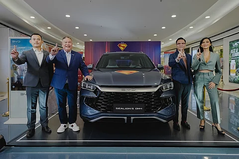 BYD Philippine Country Head, Adam Hu, and BYD Cars Philippines Managing Director, Bob Palanca, with event host Kevin Lapena and TV News anchor, Danie Laurel.