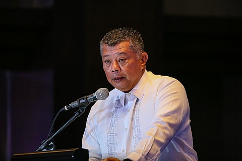 Gretchen dragged into cockfight mystery