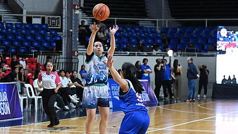 CAMILLE Claro drops 14 points to lead New Zealand Blufire-Batangas to an 86-56 win over the Tagaytay-Tol Patriots in the opening salvo of the 2025 WMPBL Regular Season.