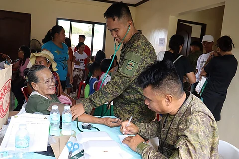 Over 370 benefit from Serbisyo Caravan in rebel-cleared village