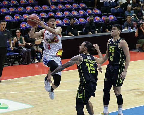 GIAN Mamuyac fires his way to 22 points to power Rain or Shine to a 113-97 win over TNT on Friday and cut the best-of-seven series lead to 3-2 in the PBA Philippine Cup. (Joey Mendoza)