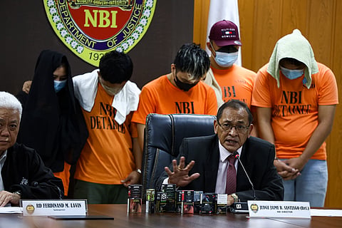 National Bureau of Investigation Director Jaime Santiago presents to the media the five arrested individuals from an entrapment operation in Manila regarding the illegal sale of vape products during a press conference in Pasay City on Monday, 7 July 2025.
In a press briefing, Santiago identified the suspects as Vincent Sulima and his cohorts Christian Lao, John Rey Petallar, Renz Joel Penson, and Mercy Villon. He detailed that they sold their illegal items online, labeled "Haze," "Astra," and "Black Market," in Facebook groups. The NBI confiscated over 25,000 pieces of vape products, estimated to be worth P8,164,570.