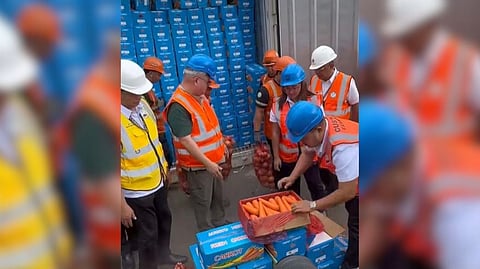GOVERNMENT agencies once again join forces to prevent smuggled agricultural products seized at the Subic Freeport in Zambales from reaching local markets. An estimated P100 million worth of white onions, carrots and frozen mackerel were found inside 10 container vans opened in Subic.