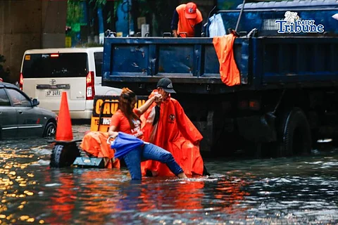 Malacañang suspends gov’t work and classes on Monday