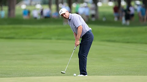 COLORADO SPRINGS, COLORADO - JUNE 29: Steven Alker of New Zealand putts on the fifth green during the final round of the U.S. Senior Open Championship 2025 at Broadmoor Golf Club on June 29, 2025 in Colorado Springs, Colorado.