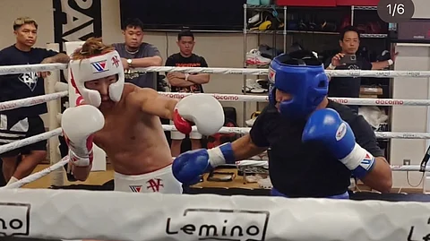 MARLON Tapales (right) trades power shots with undisputed world champion Naoya ‘Monster’ Inoue in their intense sparring session in Tokyo.